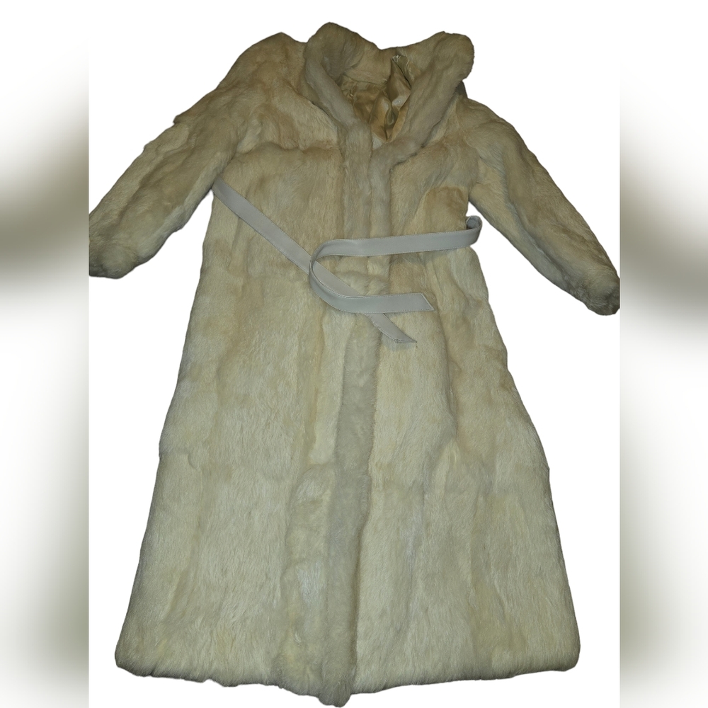 Elegant Cream Women's Coat